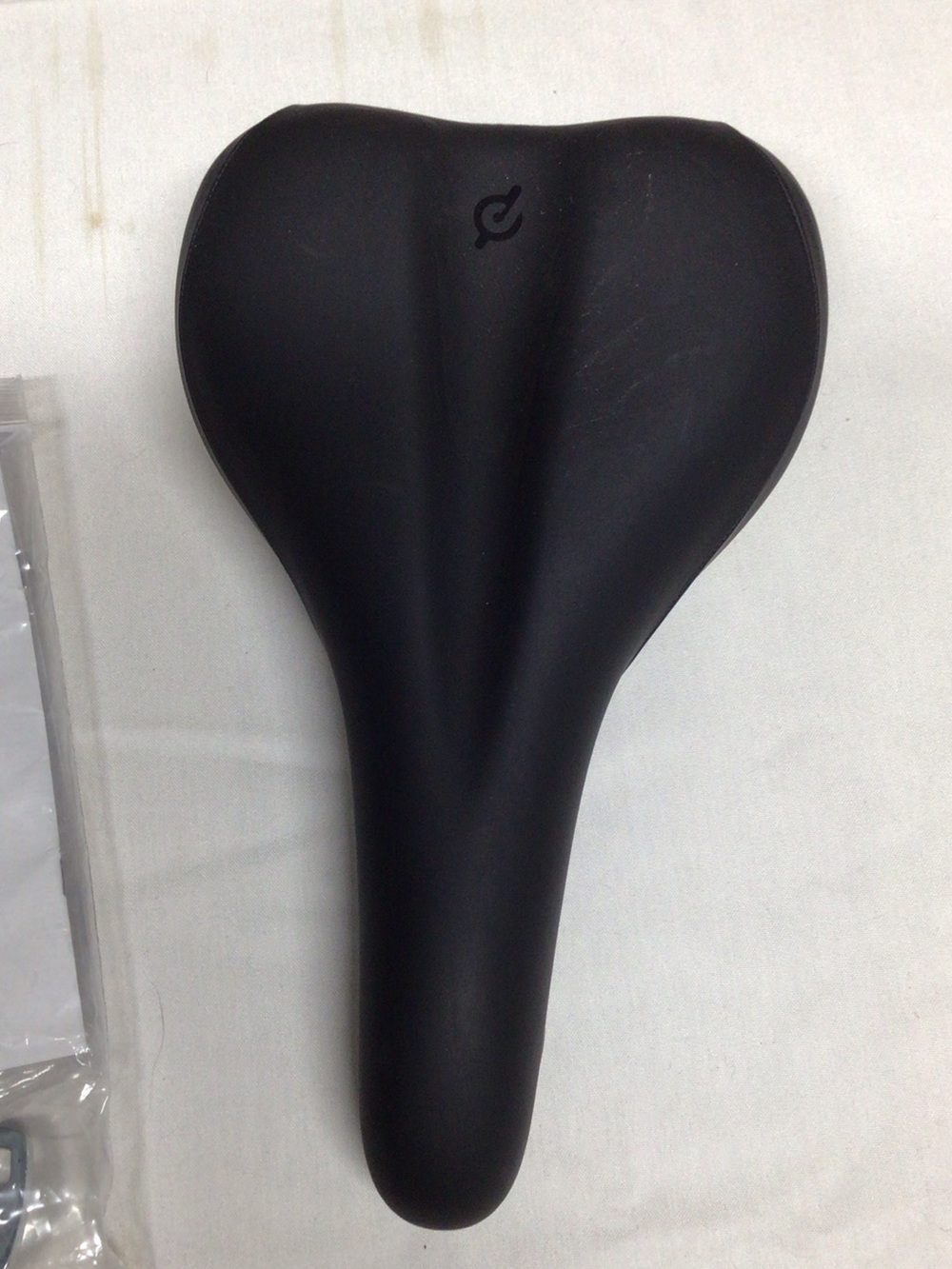 Peloton Black new bike seat with mounting hardware